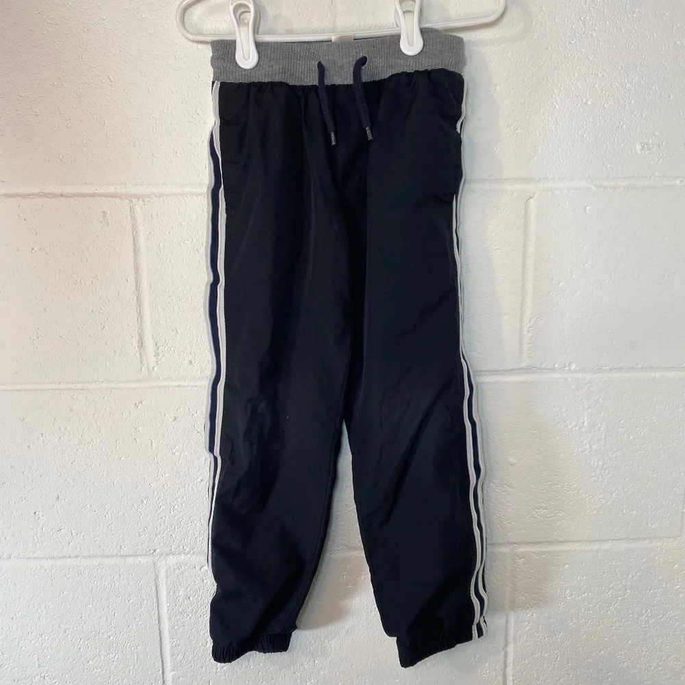 Osh Kosh B'Gosh Toddlers Black Lined Joggers 5T